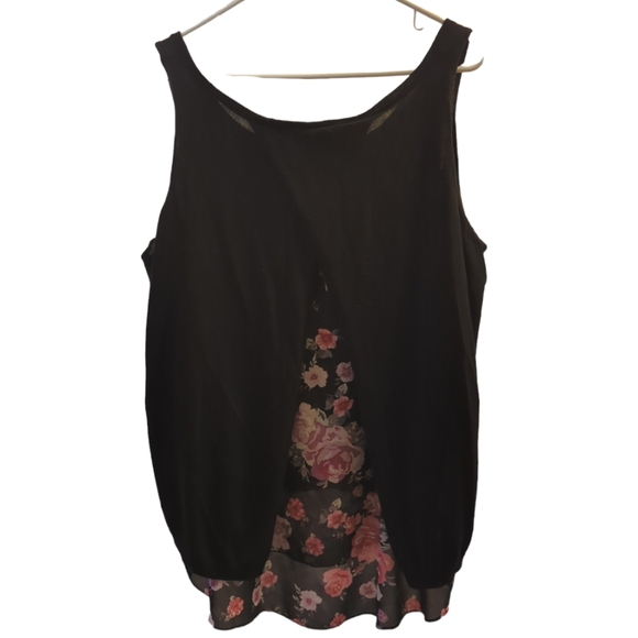 Torrid 2x cute summer top - Picture 2 of 5